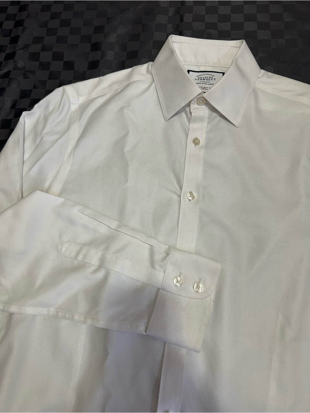 Charles Tyrwhitt 15 34 Extra slim fit